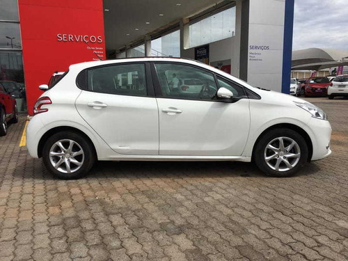 Peugeot 208 Allure