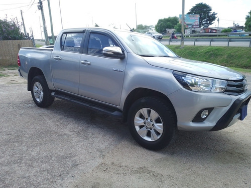 Toyota Hilux Sr Diésel Full 2.5 Unico Dueño