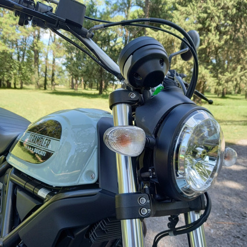 Ducati Scrambler 400 Sixty2
