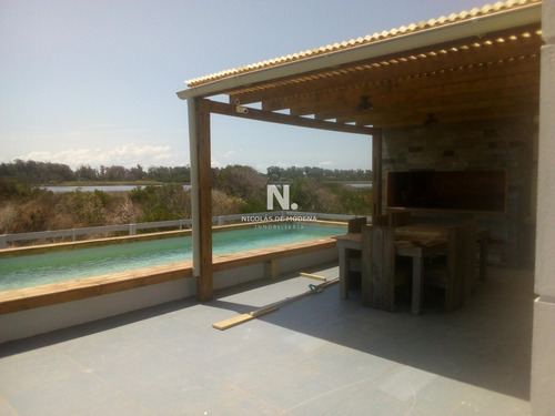 Hermosa Casa En Santa Mónica - José Ignacio-ref:1994