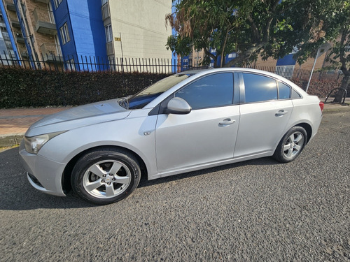 Chevrolet Cruze 2012