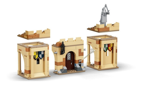 Imagen 5 de 7 de Lego® Harry Potter - Hogwarts: 1º Lección De Vuelo (76395)