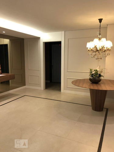 Apartamento À Venda - Centro, 1 Quarto, 25 - S893133409