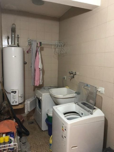 Imagen 7 de 9 de Chalet En Venta En Lomas De Zamora Este