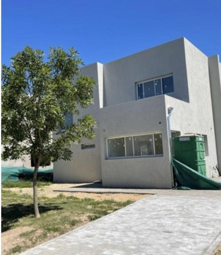 Imagen 7 de 9 de Susana Aravena Propiedades-a Estrenar Excelente Casa De Calidad