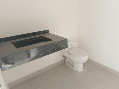Casa Residencial En Venta En Los Arrayanes, Gómez Palacio,dgo.