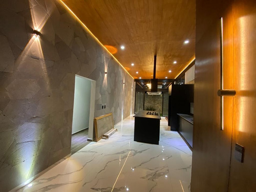 Venta Casa En Lomas De Cocoyoc