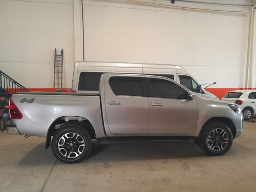 Toyota Hilux 2.8 Tdi Srx Cab. Dupla 4x4 Aut. 4p