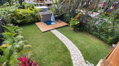 Se Vende Villa En Jarabacoa Republica Dom.