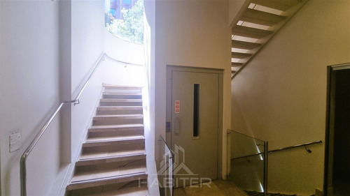 Oficina En Arriendo En Providencia