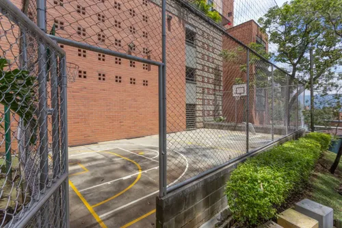 Apartamento En Venta En El Tesoro. Cod V15499