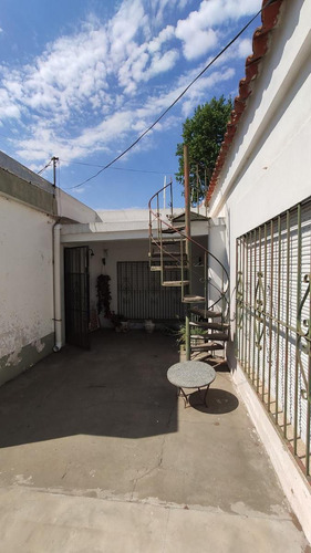 Venta Casa Interna Excelente Estado - Granadero Baigorria