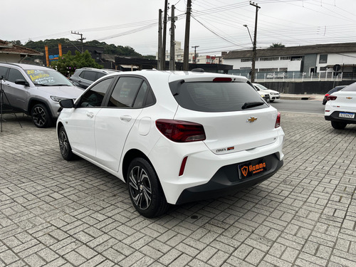 Chevrolet Onix 1.0