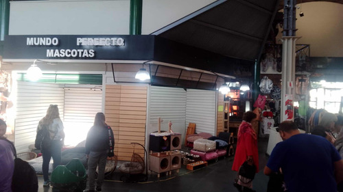 Se Transfiere Puesto En Puerto De Frutos Leer