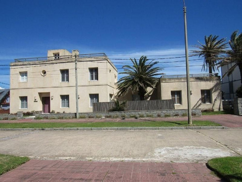 Casa En Alquiler Por Temporada De 4 Dormitorios En Peninsula