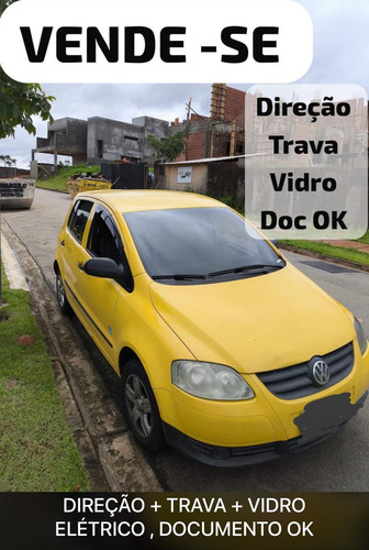 Volkswagen Fox 1.0 Vht Route Total Flex 5p
