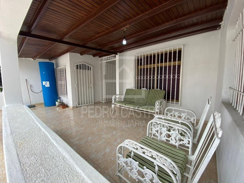 Imagen 5 de 21 de Pedro Castro Inmobiliaria Vende Casa En Urbanización Los Mangos Puerto Ordaz #inversion #oportunidad #somosinmobiliaria #compraventa #casas #townhouse