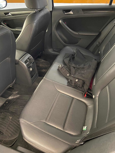 Volkswagen Vento 2.5 Luxury 170cv 2013.