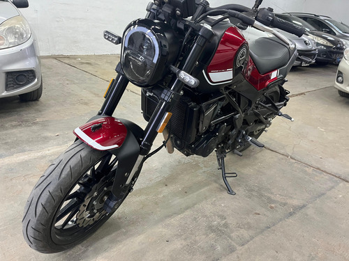 Benelli Leoncino 250cc. Como Nueva!!!