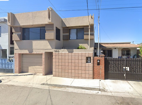 !!!!!!se Vende Casa En Universidad Otay,,,tijuana!!!!excelente Ubicación!!!!!remates Hipotecarios