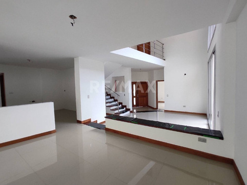 Imagen 10 de 30 de H.a Bellísima Casa A Estrenar 257m² Calle Cerrada En El Trigal Norte