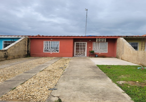 Mg Asein2025 Vende Casa Con Amplio Terreno En Tocuyito. Edo. Carabobo