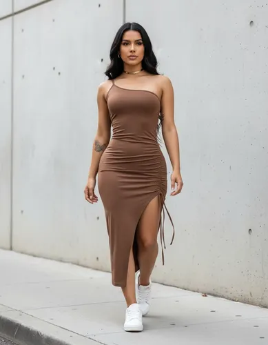 Vestido Midi Mula Manca Com Fenda Suplex Um Ombro Só