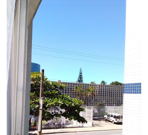 Apt Guarujá Pé Na Areia Enseada Pitangueiras (porteira Fechada)