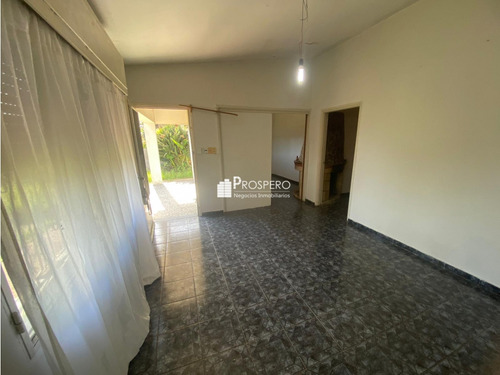 Al1961/p/1 Venta Casa 3 Dorm, Flor De Maroñas Garaje, Patio Fondo