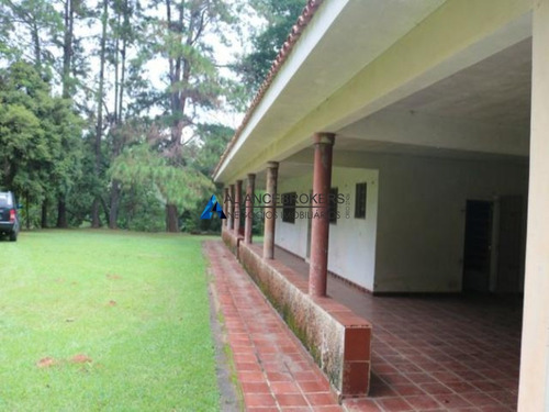 Chacara A Venda No Bairro Do Caxambu, Com 3 Dormitórios. - Ch00141 - 33879898