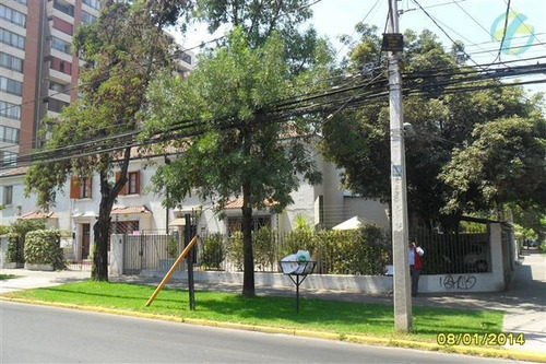 Imagen 2 de 14 de Casa En Arriendo En Ñuñoa