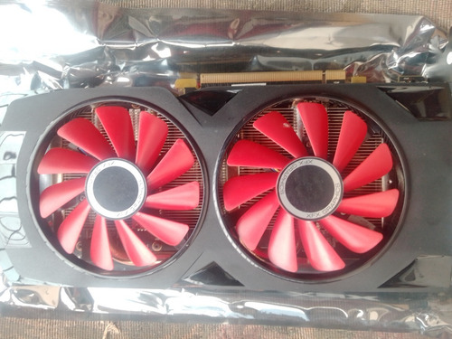 Imagen 2 de 3 de Tarjeta De Video Amd Rx 570 4gb
