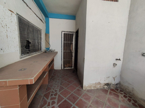 Imagen 13 de 17 de Casa En Venta En Los Overos, Urbanización Araguaney 04121994409