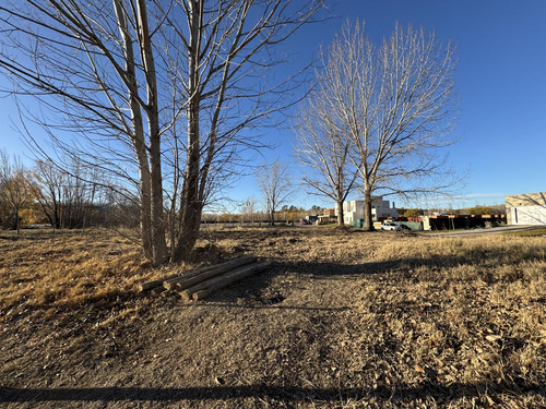 Venta De Casa En Pozo, Barrio Privado Canales De Plottier