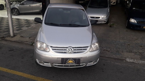 Imagem 2 de 10 de Volkswagen Fox 1.6 Mi Plus 8v 2007