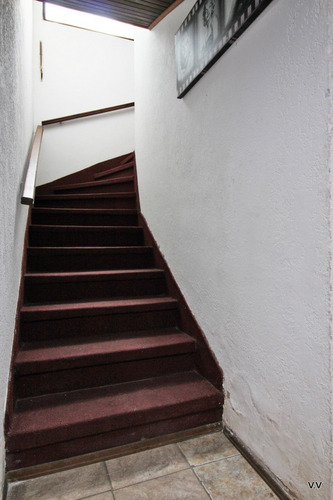 Venta - Casa De Altos 2 Dormitorios Y Terrazas - Propiedad Horizontal En Brazo Oriental