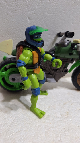 Tmnt Leonardo Moto Ninja Kick Cycle De La Pelicula 2023 (Usado)