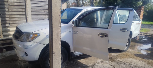 2005 Doble Cabina. 4x4 Pero Funciona A 4x2 Turbo Disel