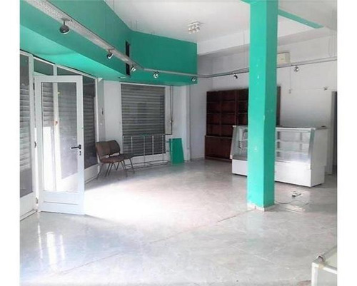 Imagen 1 de 9 de Locales En Esquina - Alquiler