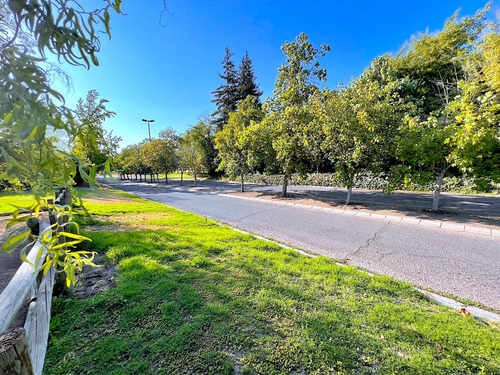 Sitio Por Av. El Valle, Chicureo Oriente