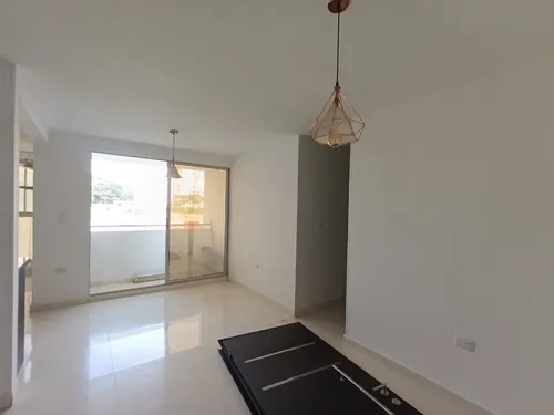 Apartamento En Arriendo En Prados Del Este. Cod A30473