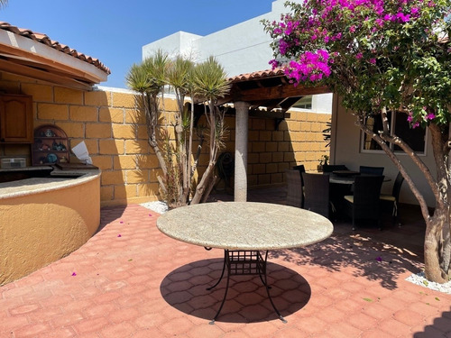 Casa En Venta De Un Piso En Juriquilla