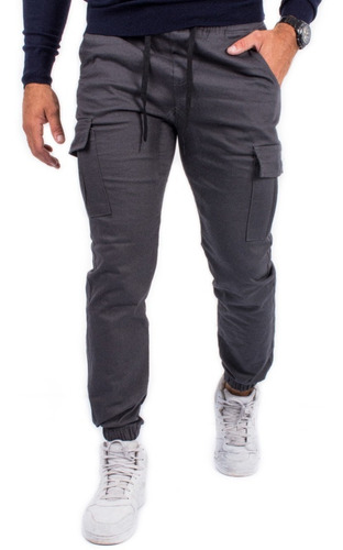 Imagen 2 de 5 de Pantalon Hombre Cargo Gabardina Jogger Bolsillos Puños
