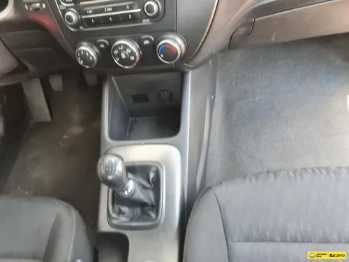 Kia Cerato Pro 1.6cc Mt Aa 4x2