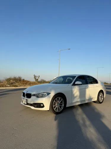 BMW Serie 3 2.0 320ia At