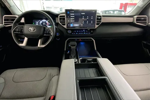 Toyota Tundra 4P LIMITED HEV V6/3.5/T AUT
