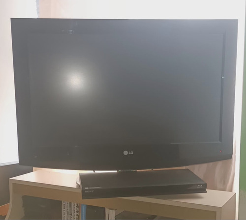 Tv LG 32  Modelo 32lb9rte Y Blu-rey Sony 