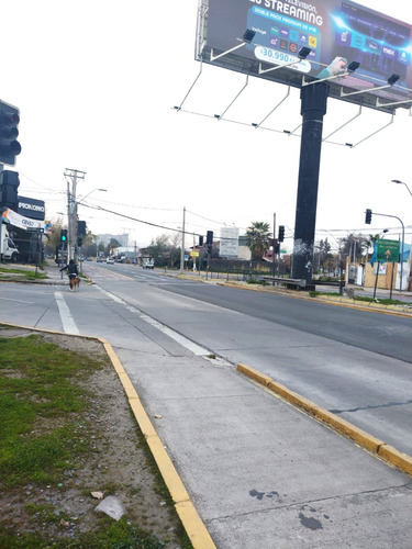 Excelente Ubicación, Casa Con Gran Terreno,