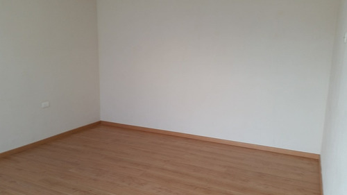 Casa Misión San Joaquín, Atrás De Plaza Constituyentes, 3 Recámaras, Recámara Con Baño En Planta Baja Y Recámara Principal Con Vestidor