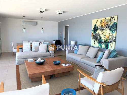 Imagen 5 de 30 de Apartamento Penthouse, 4 Dormitorios Y Dependencia, Brava, Punta Del Este, Alquiler